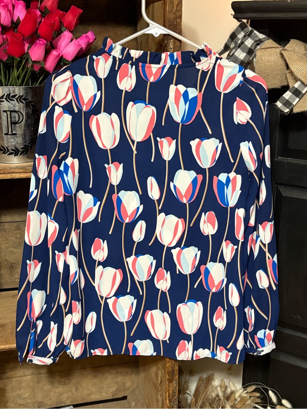 Talbots Ruffle Trim Popover Tulips - Picture 8 of 9